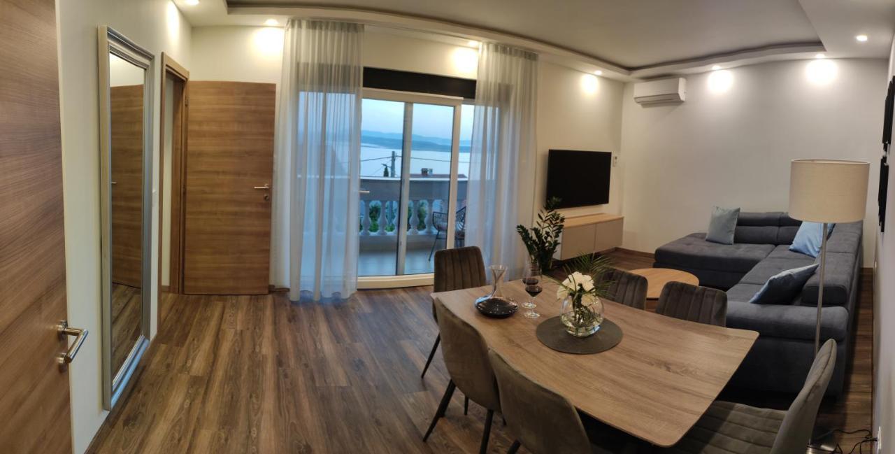 Villa Mandi'S Crikvenica Buitenkant foto