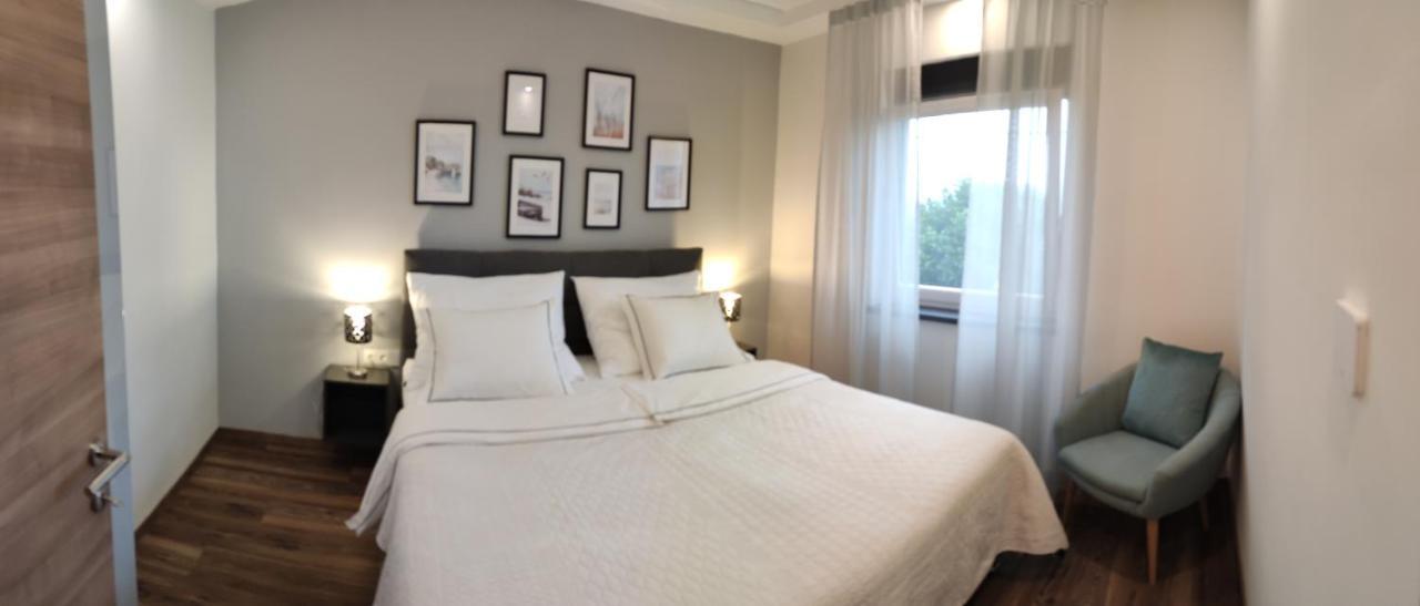 Villa Mandi'S Crikvenica Buitenkant foto